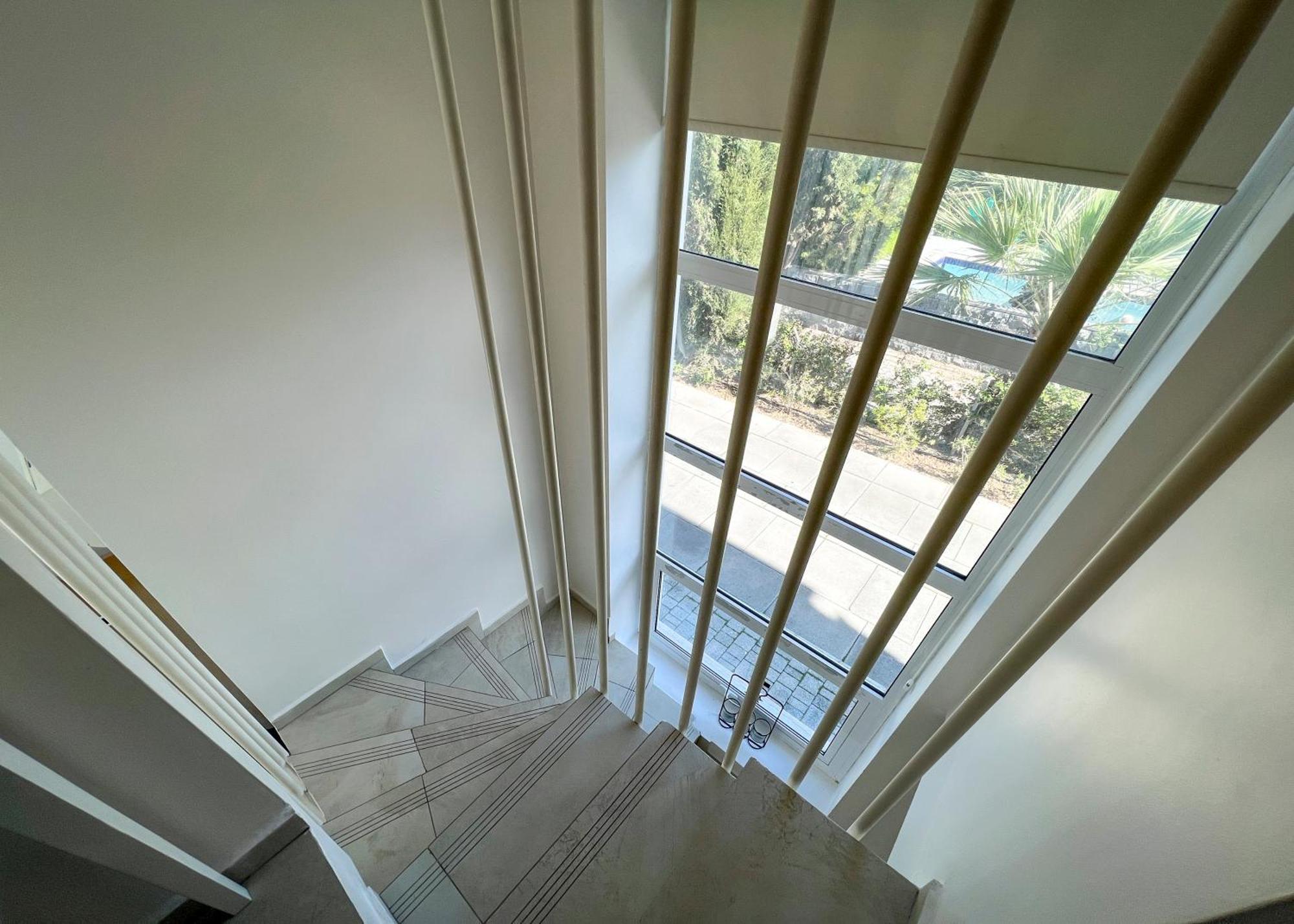Garden Loft Apt With Pool In Alsancak Kyrenia 키레니아 외부 사진